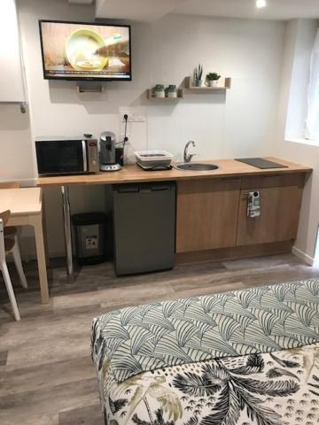 Studio Green Proche De Lyon Мезье Экстерьер фото