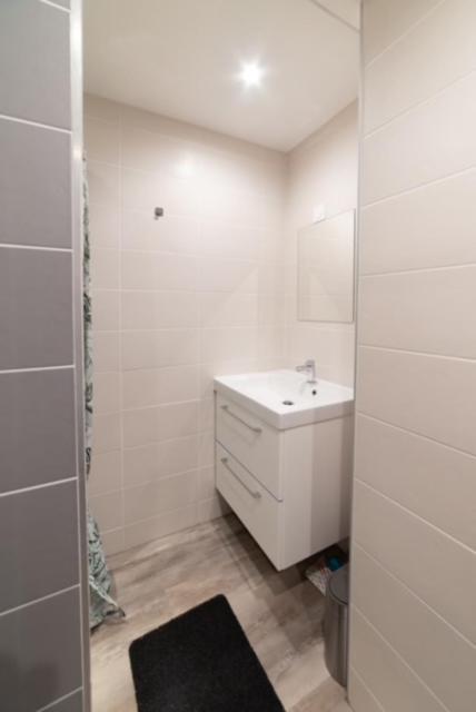 Studio Green Proche De Lyon Мезье Экстерьер фото